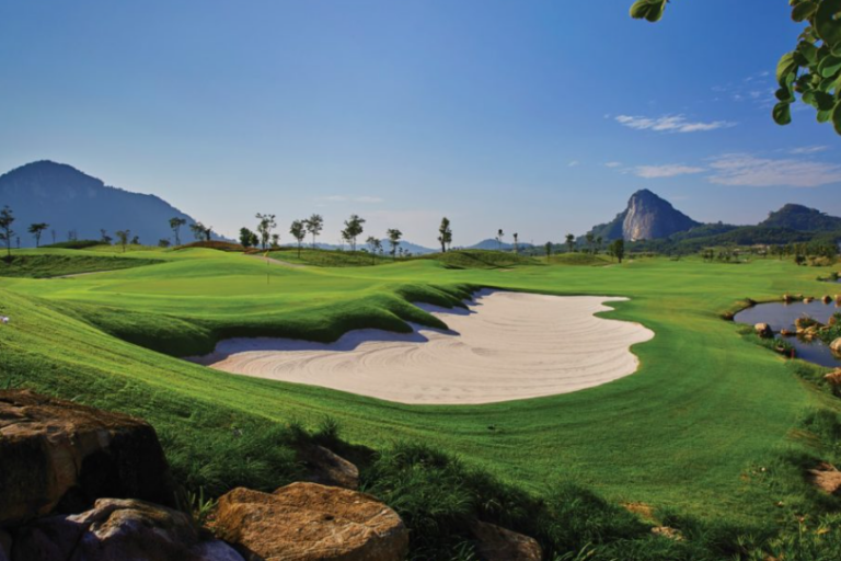 https://www.asiagolfexperiences.de/new-golf-tournament-jakarta-invitationa-golf-week/